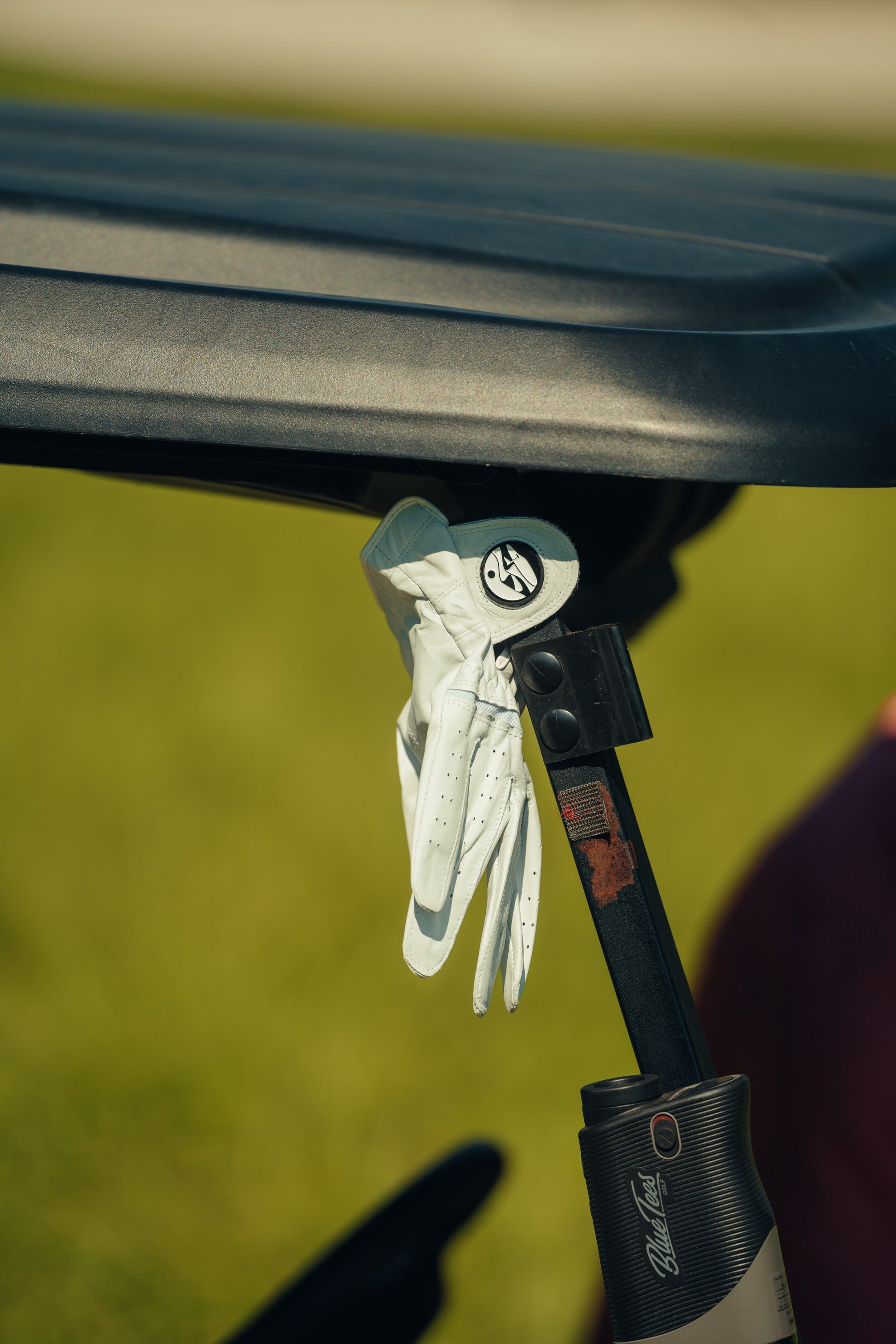 Magnetic Golf Glove 1.0